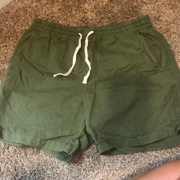 J. Crew Other - men’s green size medium j. crew shorts